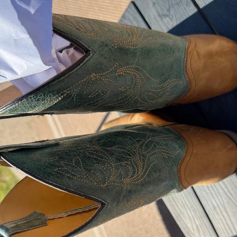 sterling River Green and buckskin Heeled Boots size9. Heavy duty boot. - Picture 7 of 9